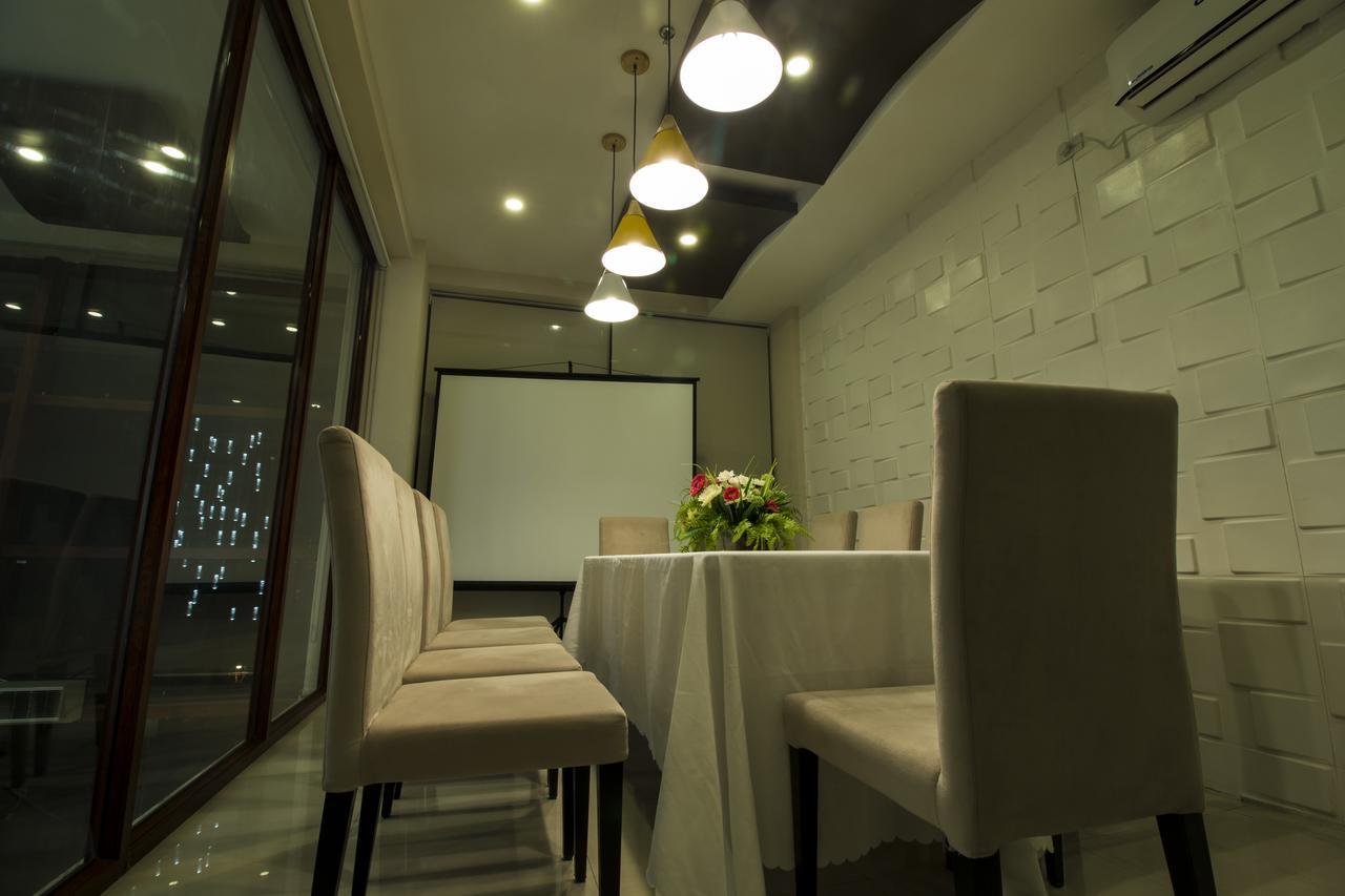 Baypark Hotel Calbayog Kültér fotó